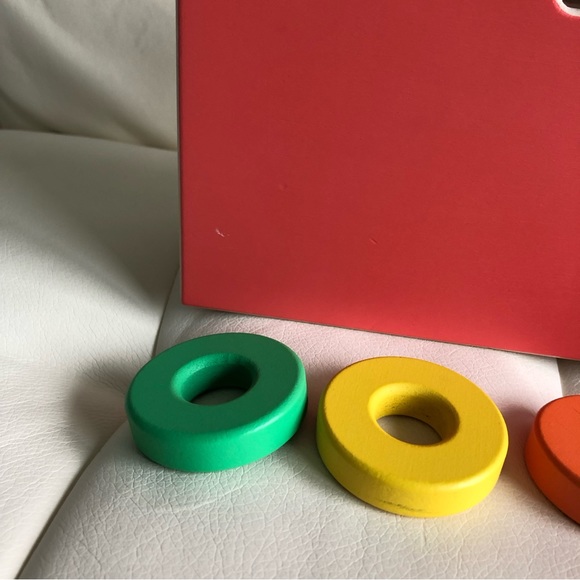 Lovevery Count & Slide Ring Chute 19 Months and up - Picture 8 of 10